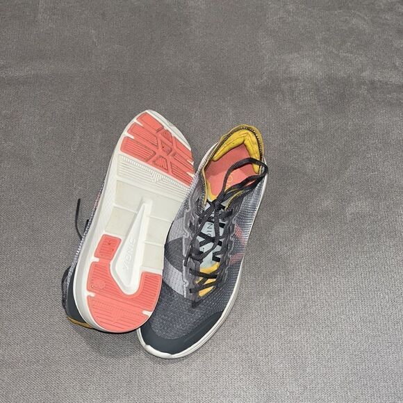 Vionic grey comfortable sneakers - Picture 3 of 4